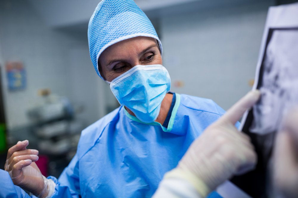 Recuperação Pós-Cirurgia de Adolescente
